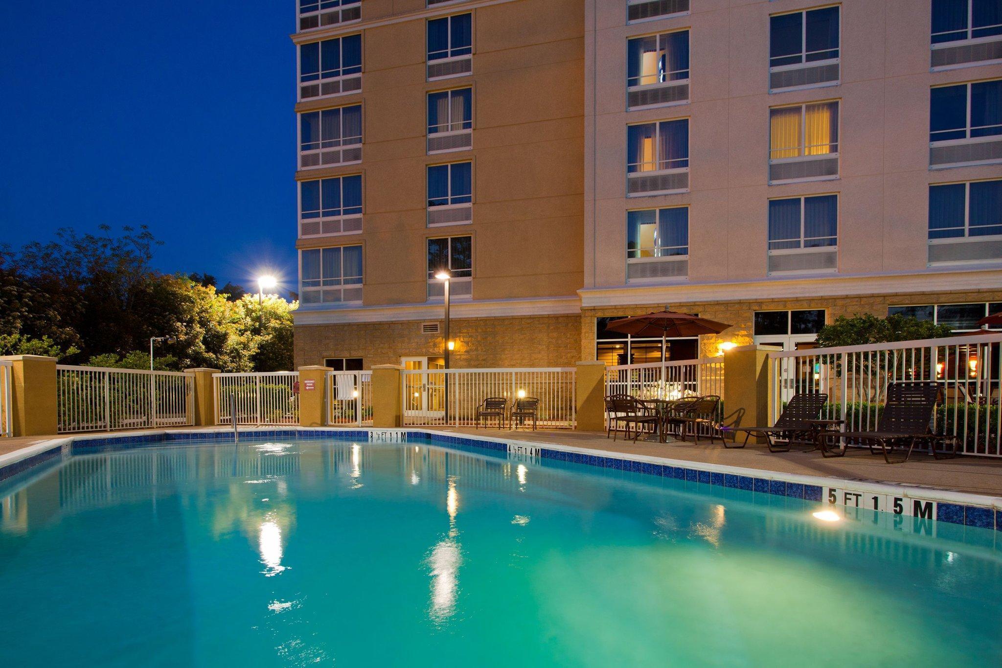 Holiday Inn Hotel & Suites Tallahassee Conference Center North, An Ihg Hotel Bagian luar foto